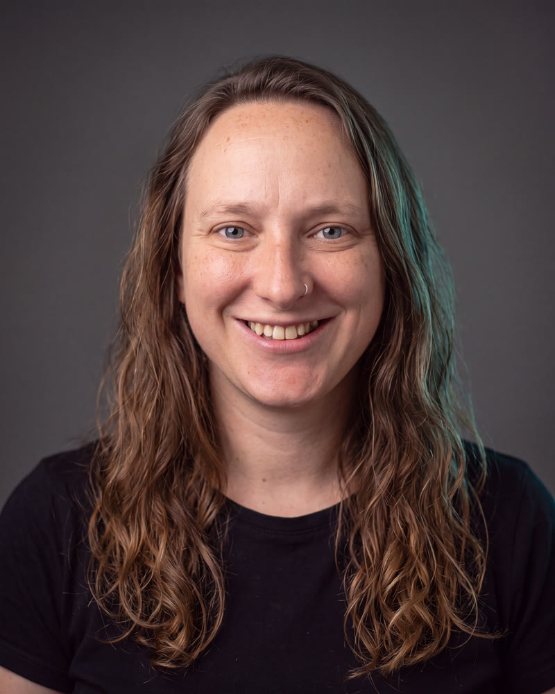 טליה בלום — Talya Bloom, מנהלת קריאייטיב ומעצבת מושן AI, מייסדת TJ Bloom AI